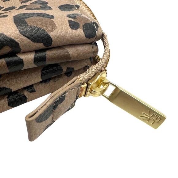 FRESHLY PICKED women's maternity Classic Zip Pouch - animal print - Picture 9 of 13
